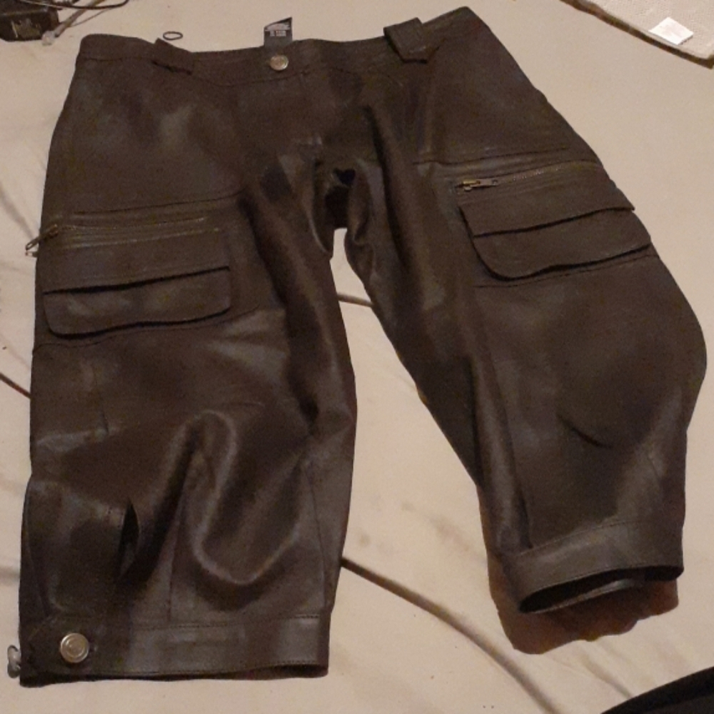 GUESS LEATHER OUTFIT